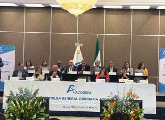 PRESIDENTE DE LA WSA EN COMITÉ EJECUTIVO DE ACODEPA